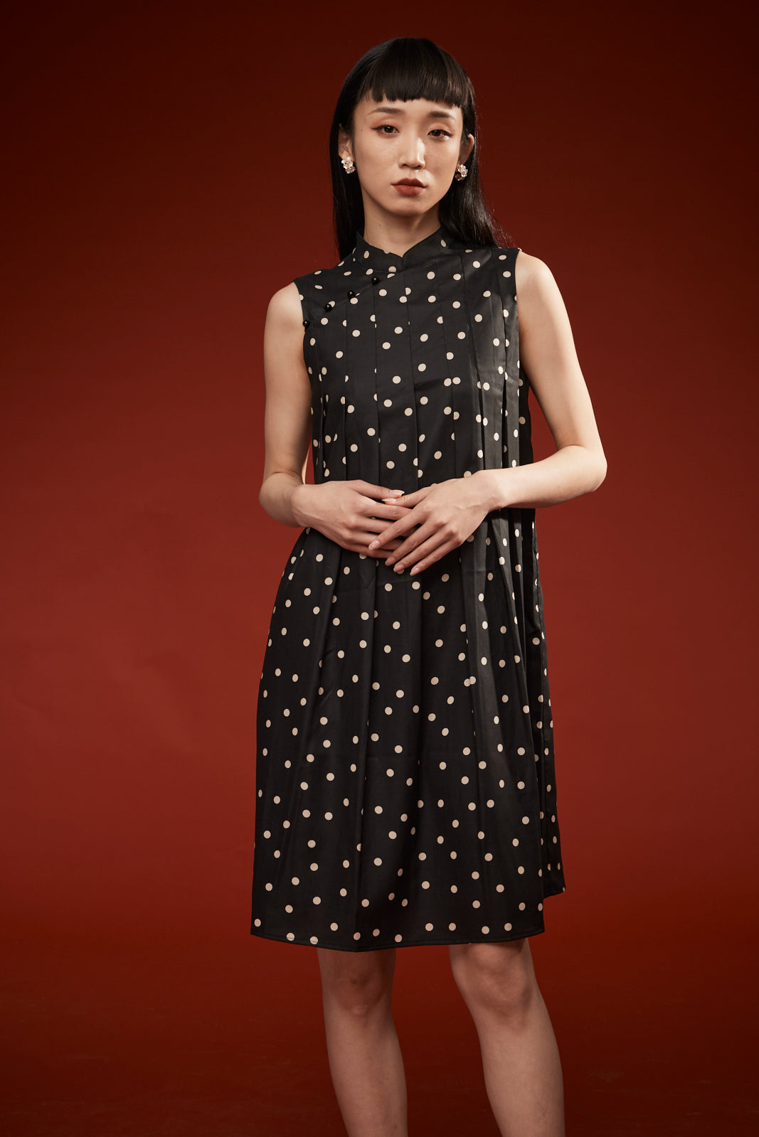 BESPOKE] OuYang Chinese Collar Pleated Dress – Amanda Fashion Gallery