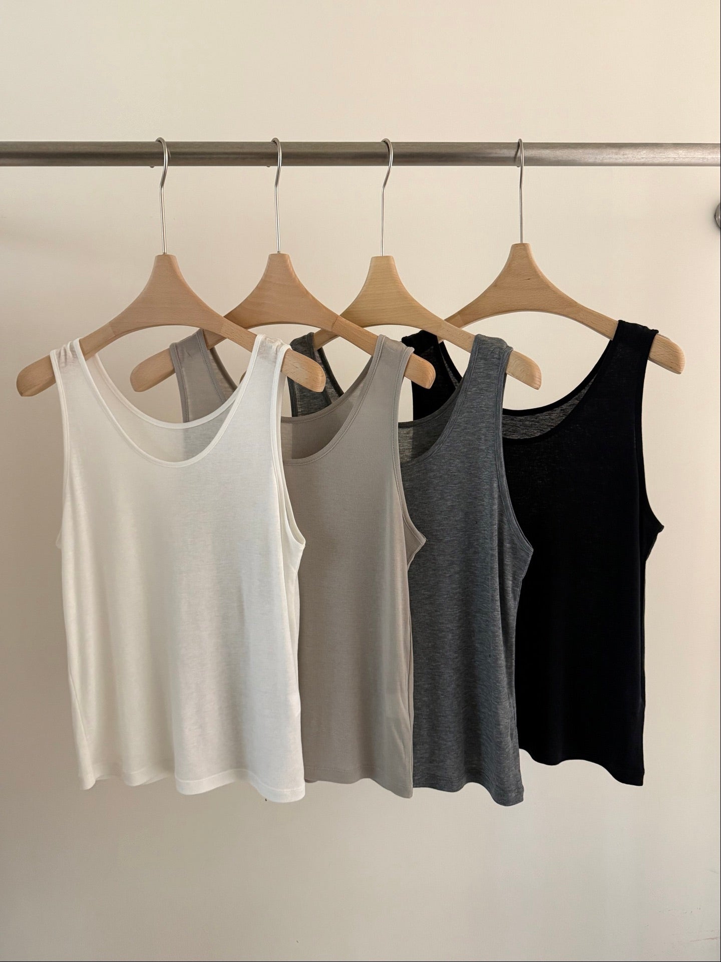 Naomi Singlet