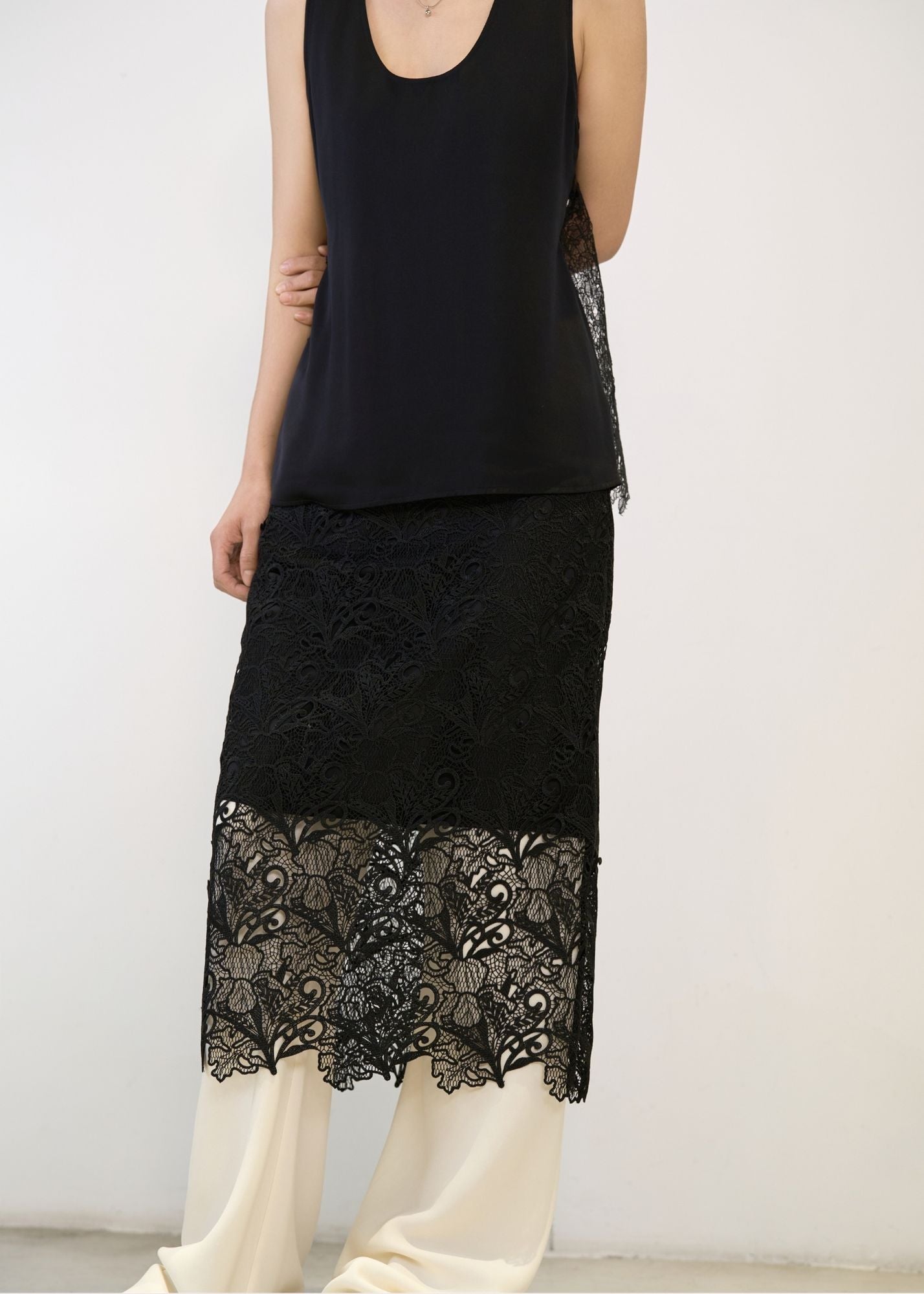 Palmira Lace Sleeveless Top