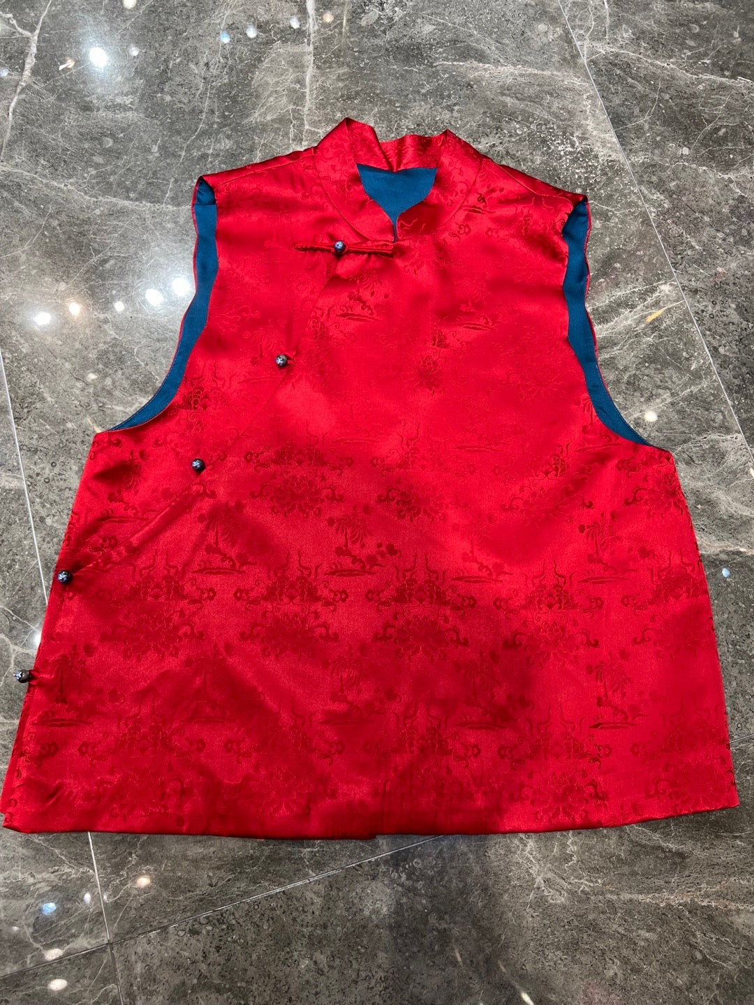 Nora Mandarin Style Sleeveless Top