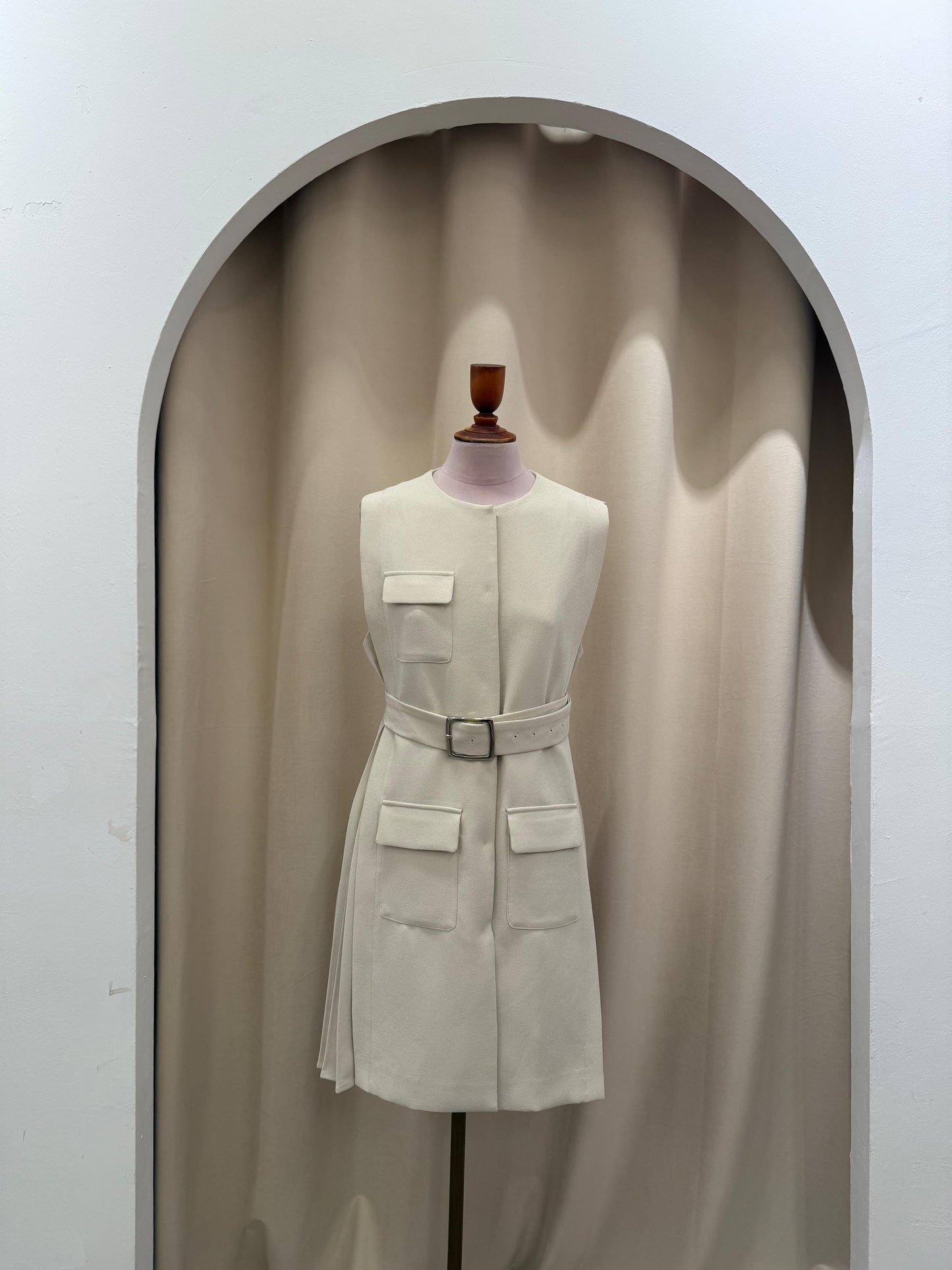 Poppy Back Pleated Sleeveless Dress