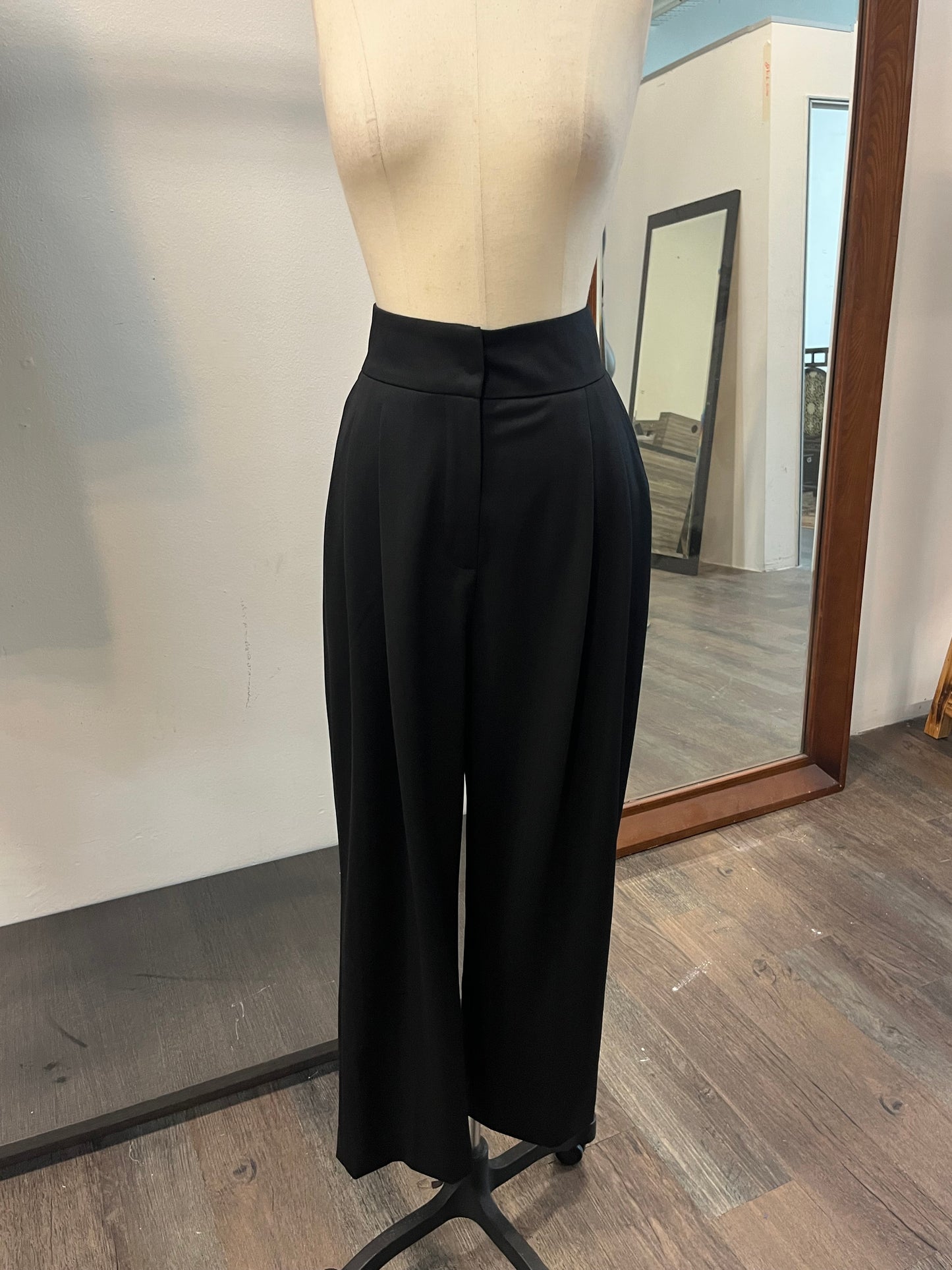 Gorria Straight Leg Pants