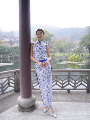 [BESPOKE] Eloise Sleeveless Silk Cheongsam Top