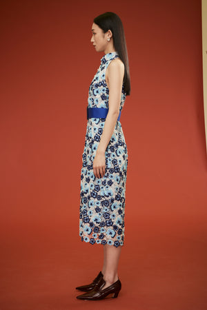 Zhao Lace Front Slit Cheongsam Midi Dress