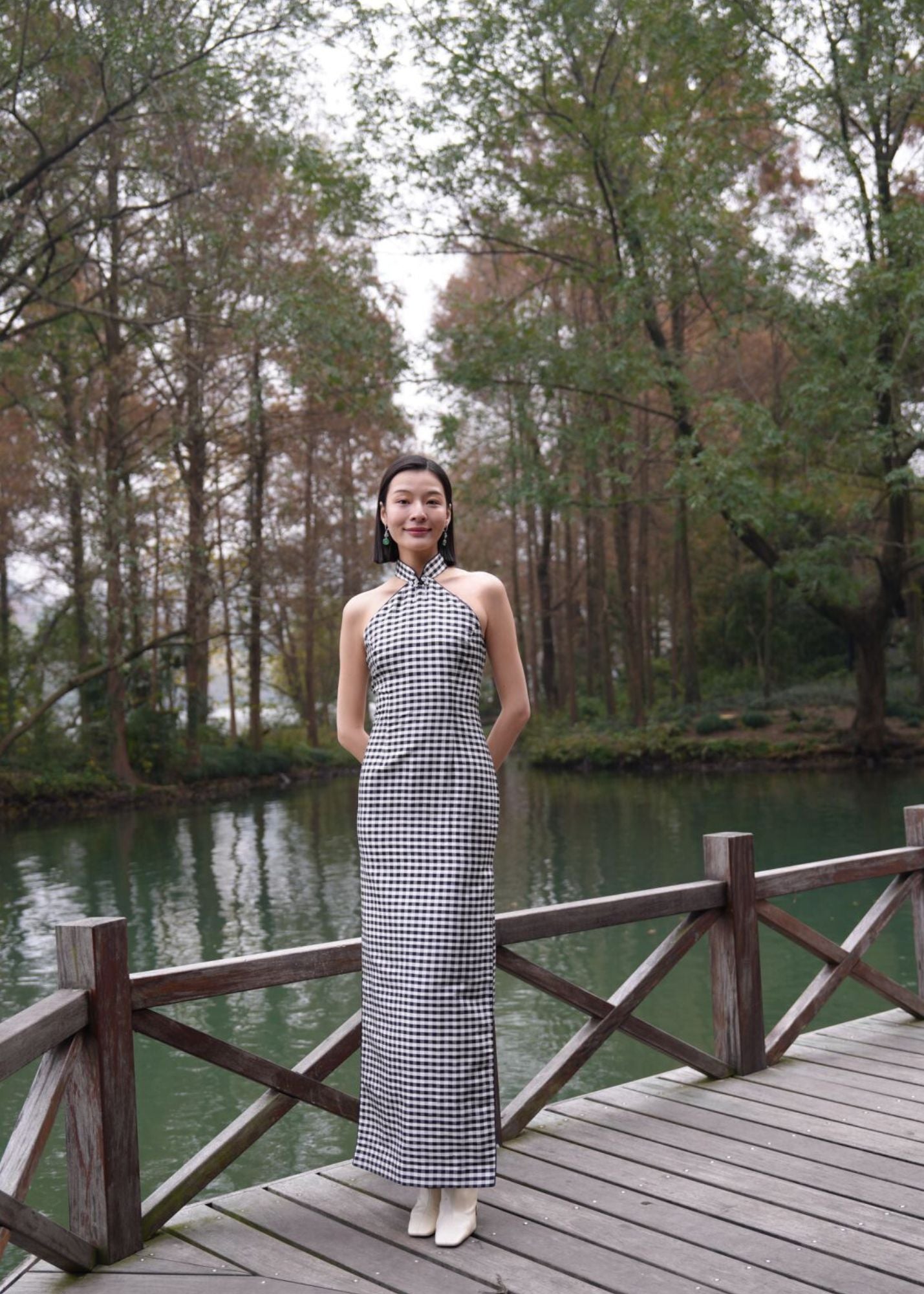 [BESPOKE] Delbee Cut Off Back Maxi Cheongsam