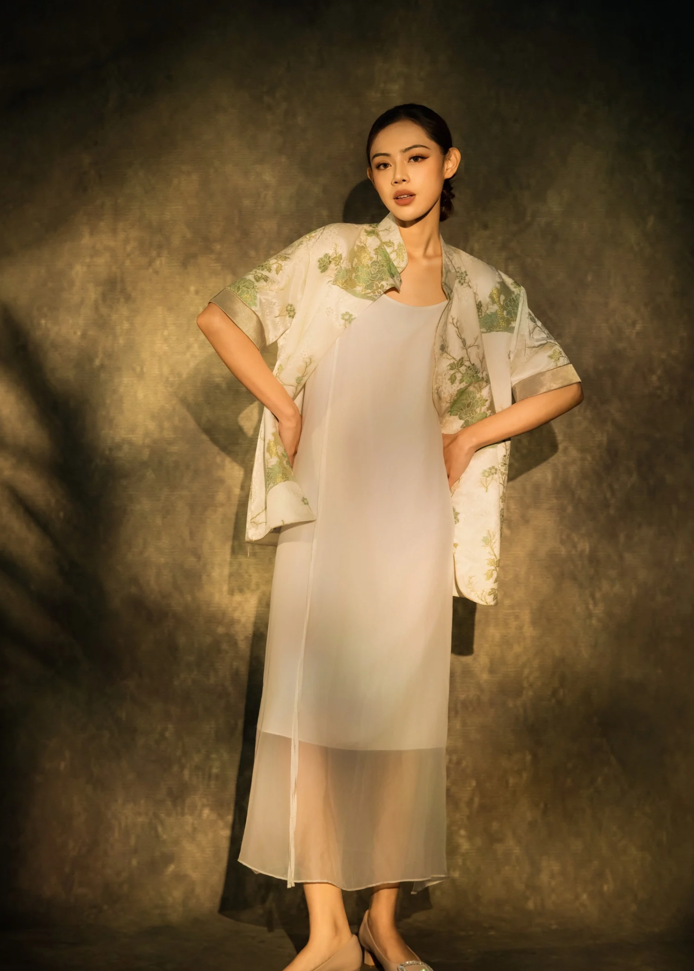 [Bespoke] JingLiang Mandarin Oriental Top