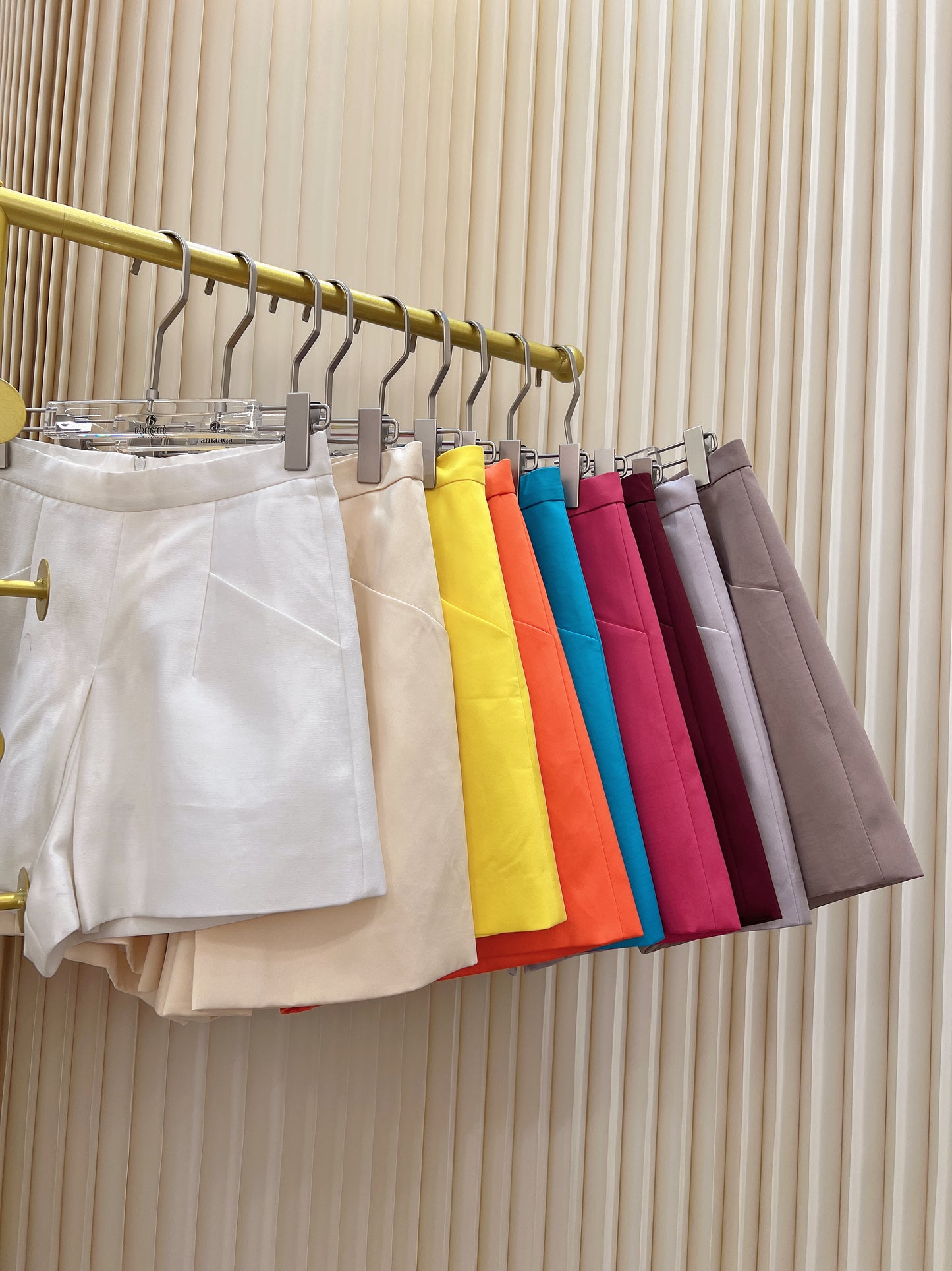 [BESPOKE]  Leena Front Pleated Shorts