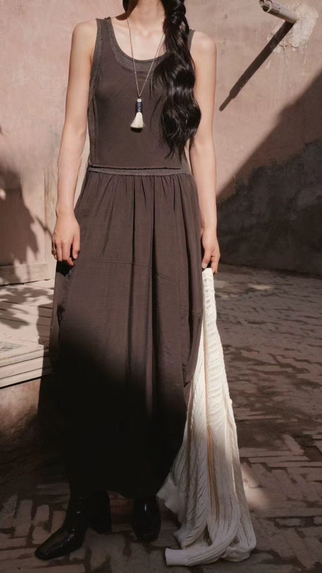 Daisy Sleeveless Design Dripped Dress