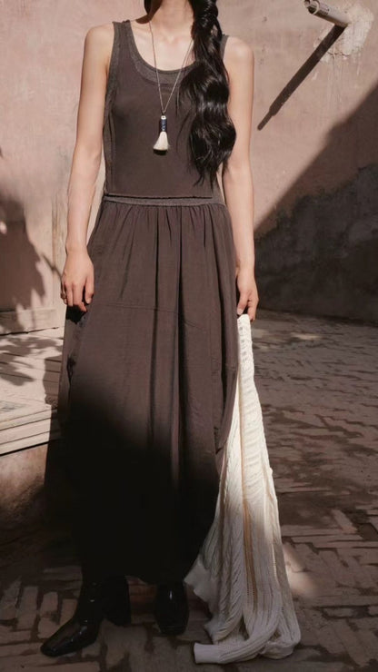 Daisy Sleeveless Design Dripped Dress