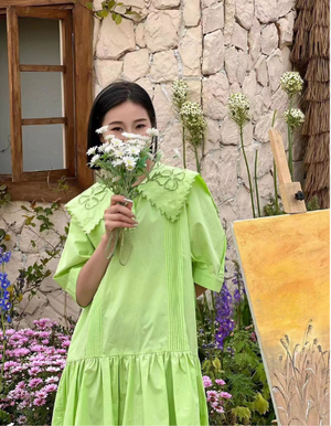 Sloana Flower Platter Collar Dress