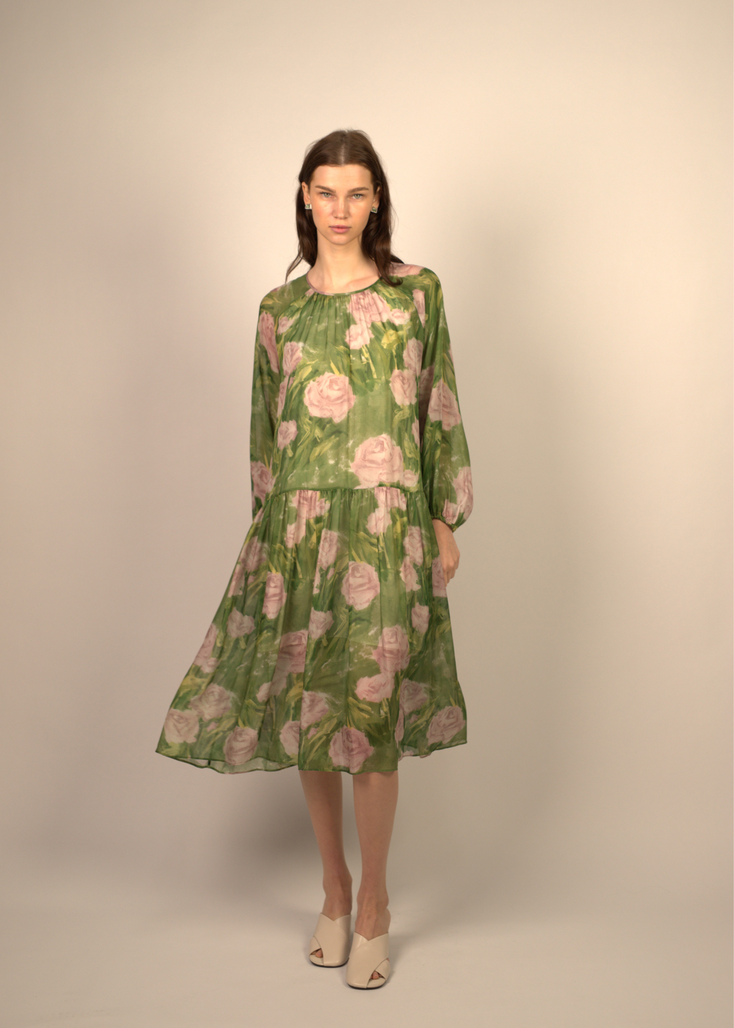 Eleano Floral Gathered Long Sleeve Midi Dress