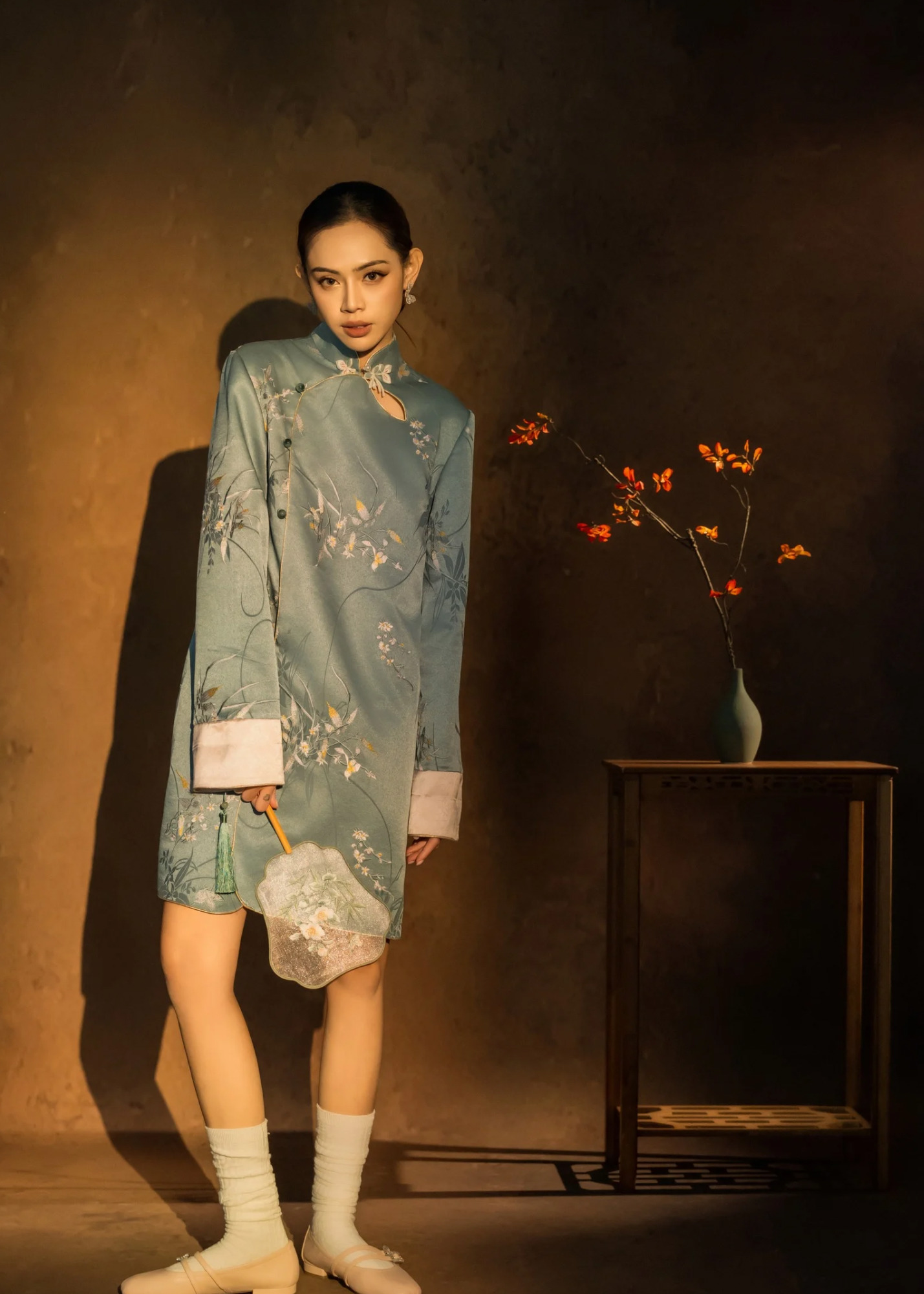 [Bespoke] XinXi Long Sleeve Keyhole Mini Cheongsam
