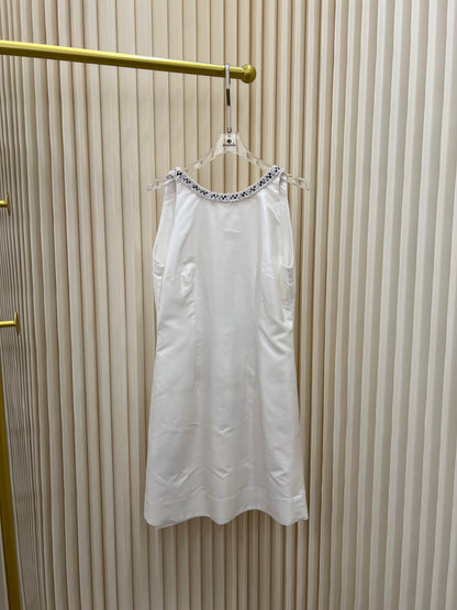 [BESPOKE] Disa Trimmed Hem Low Back Dress
