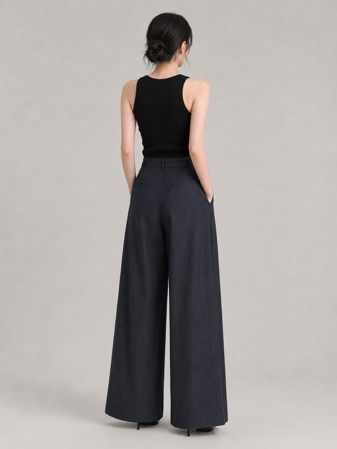 Renée High Waist Pleated Pant