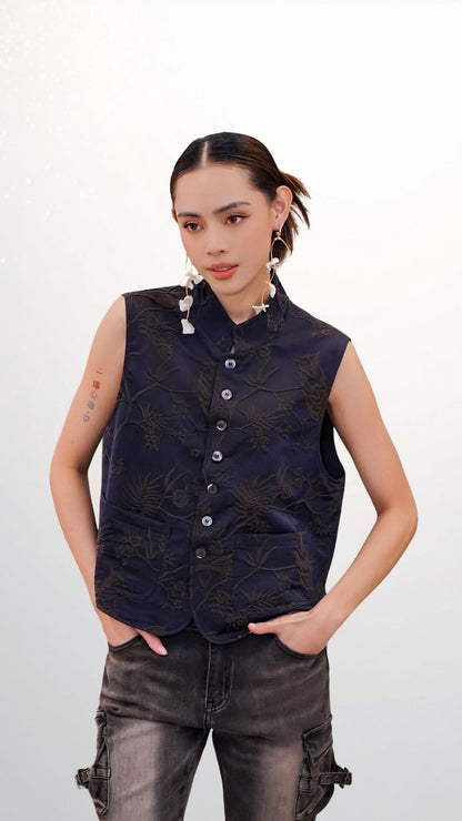 Le Le Front Pocket Mulberry Silk Vest