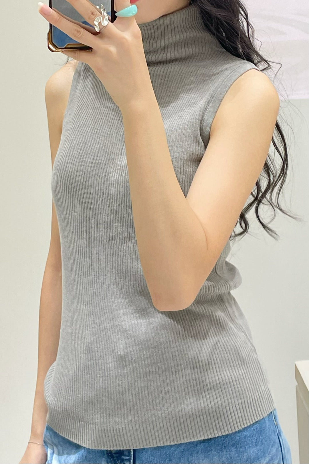 Lana Knitting High Collar Tank Top