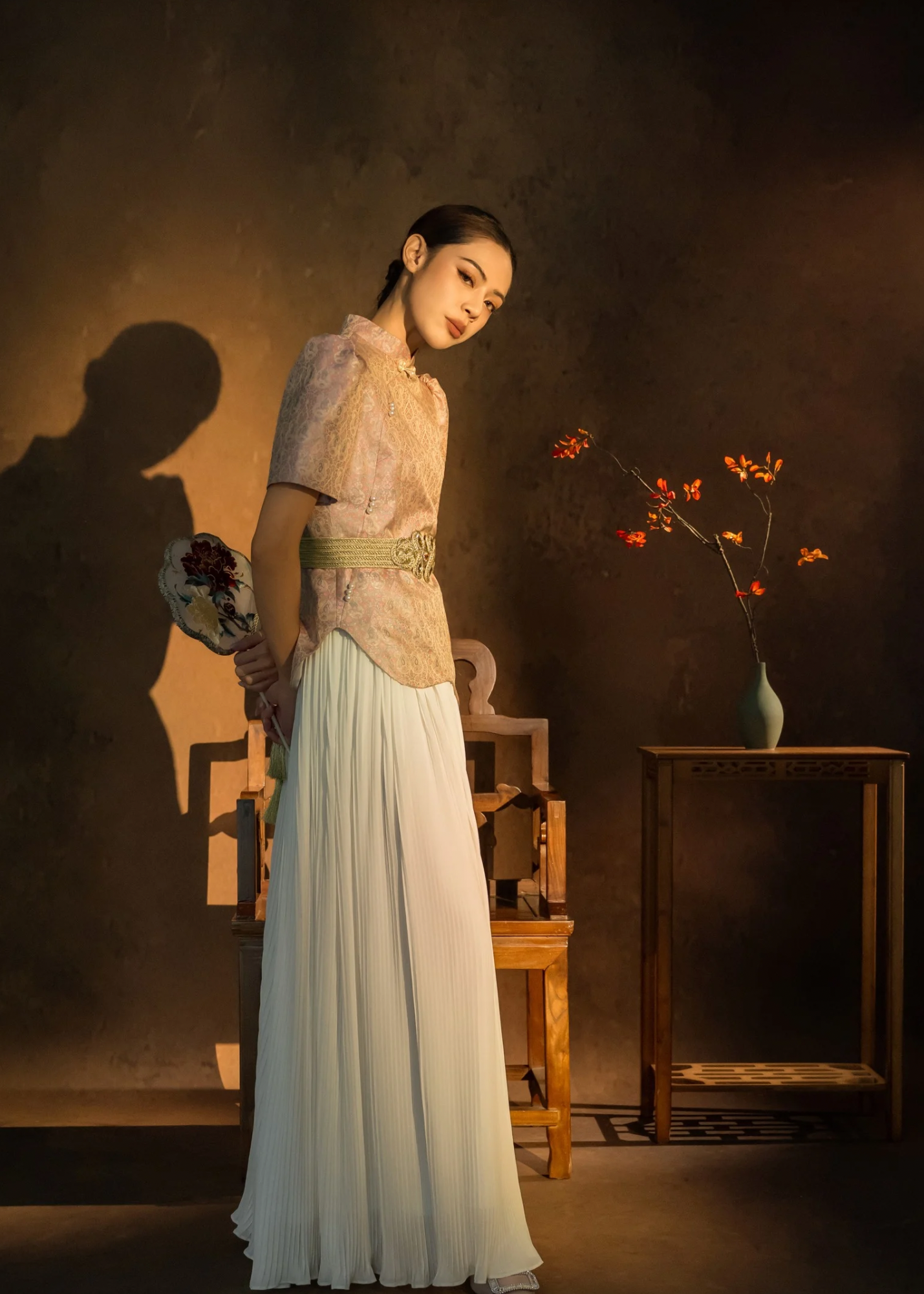 [Bespoke] Qiqi Curve Line Mandarin Top