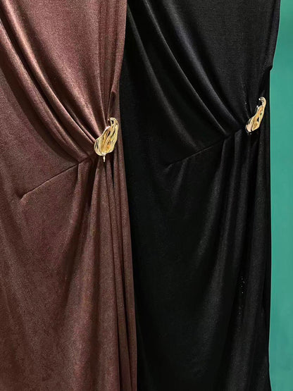 Rose Front Gathered Slim Dress