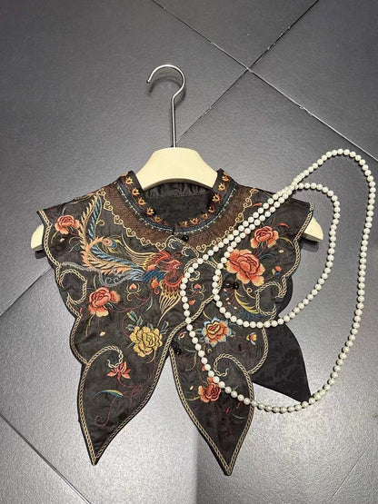 Tian Yue Embroidered Detachable Collar