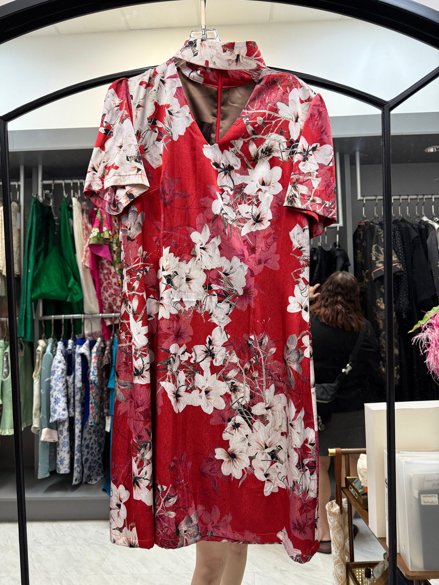 [Bespoke] YaNan Keyhole Silk Dress