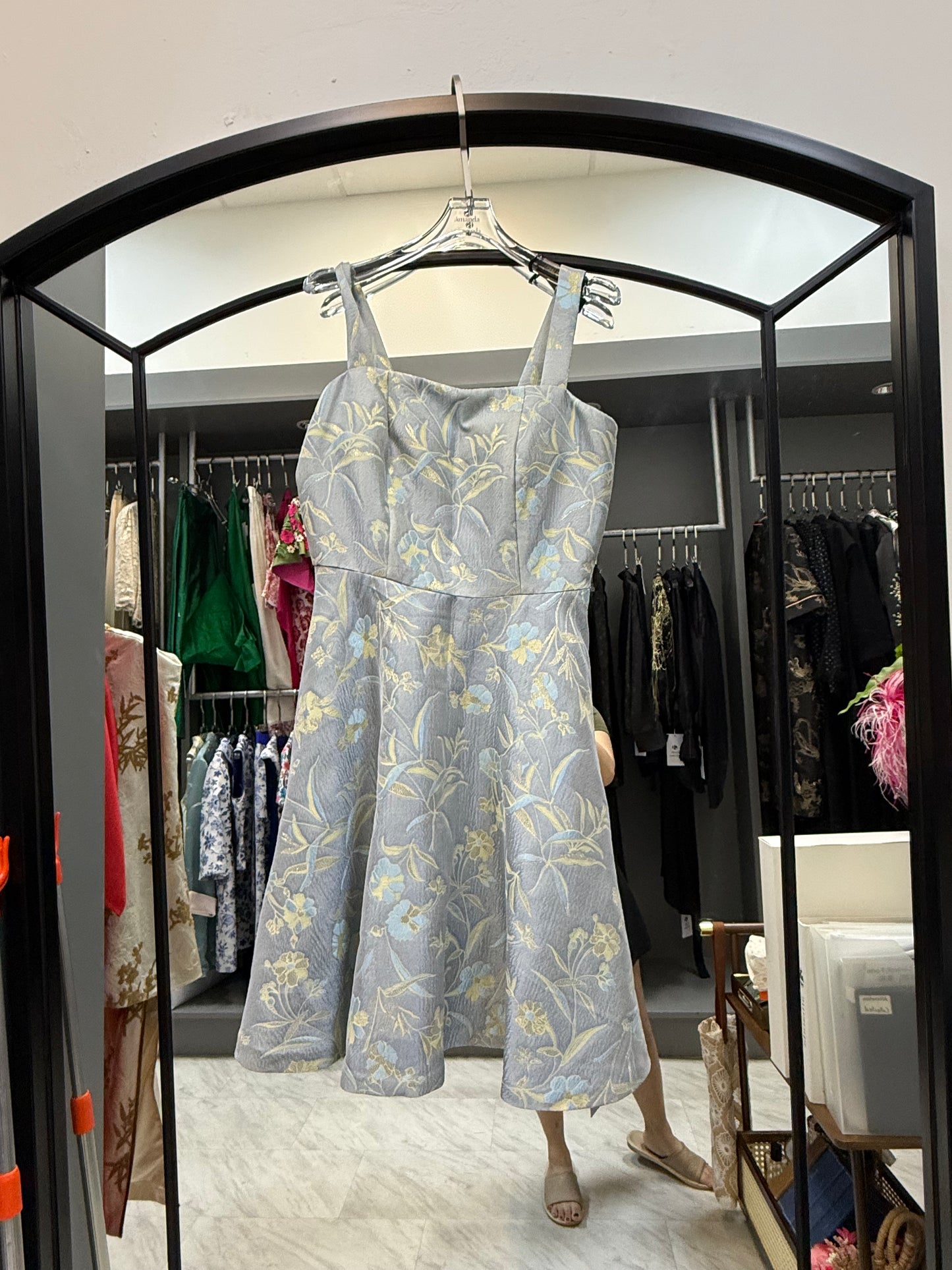 [Bespoke] GuYu Embossed Sleeveless Dress