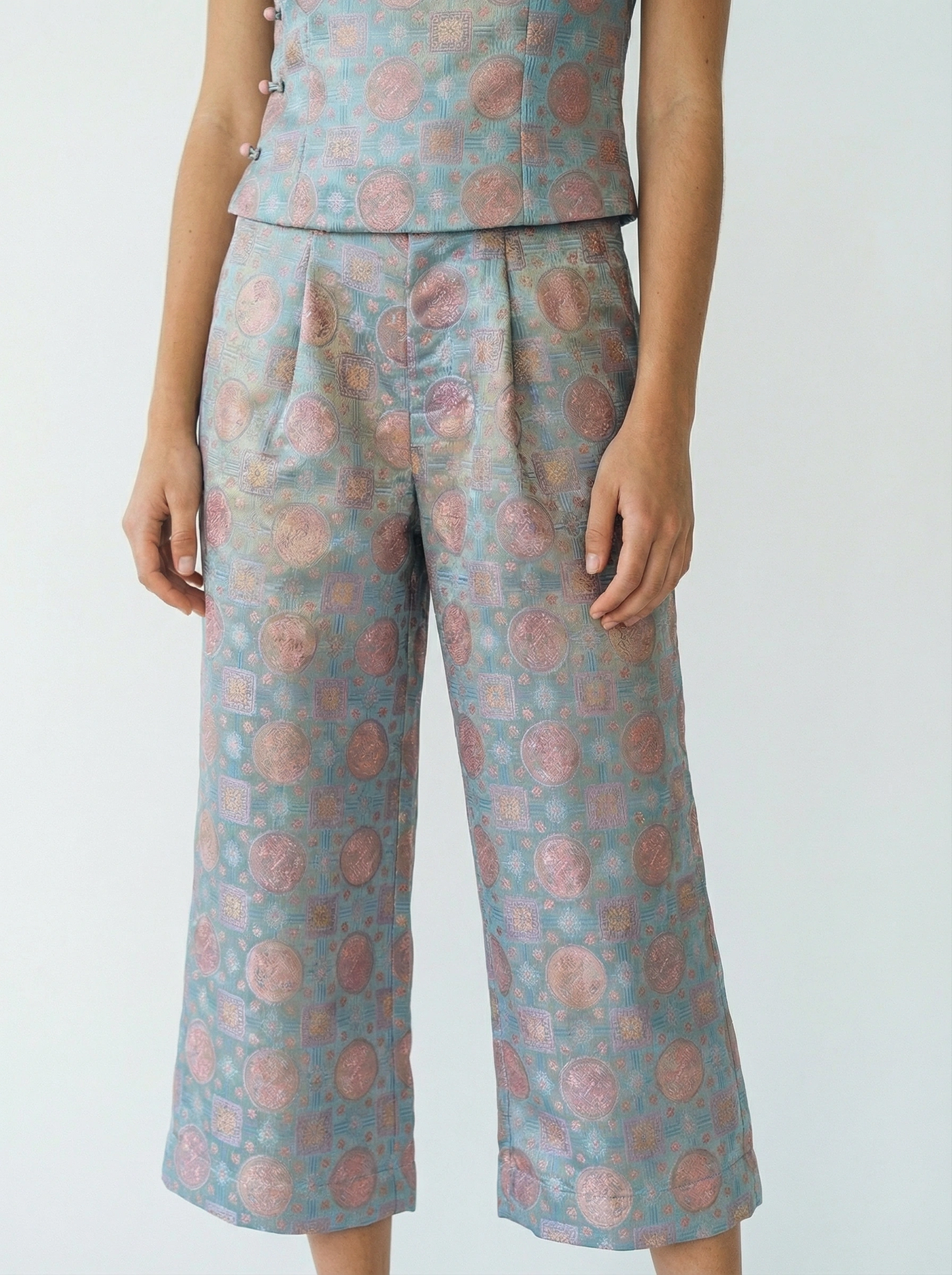 Eu-Meh Mandarin Style Pant Set