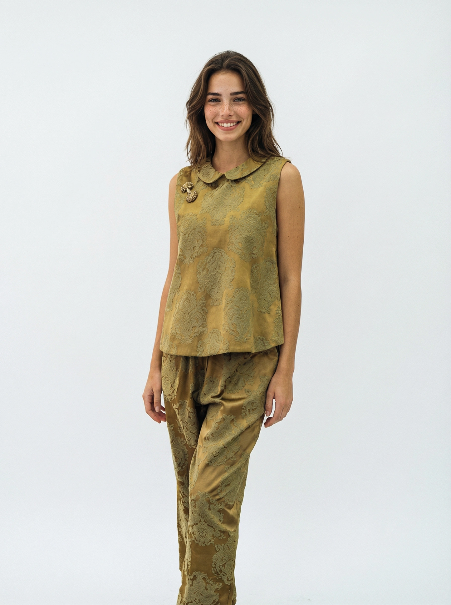 Hui Hui Velvet Embossed Straight Leg Pant