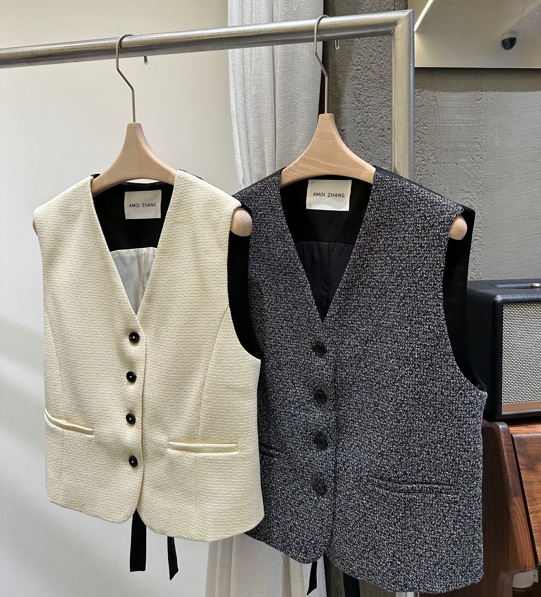 FanQia Tweed Front Button Vest