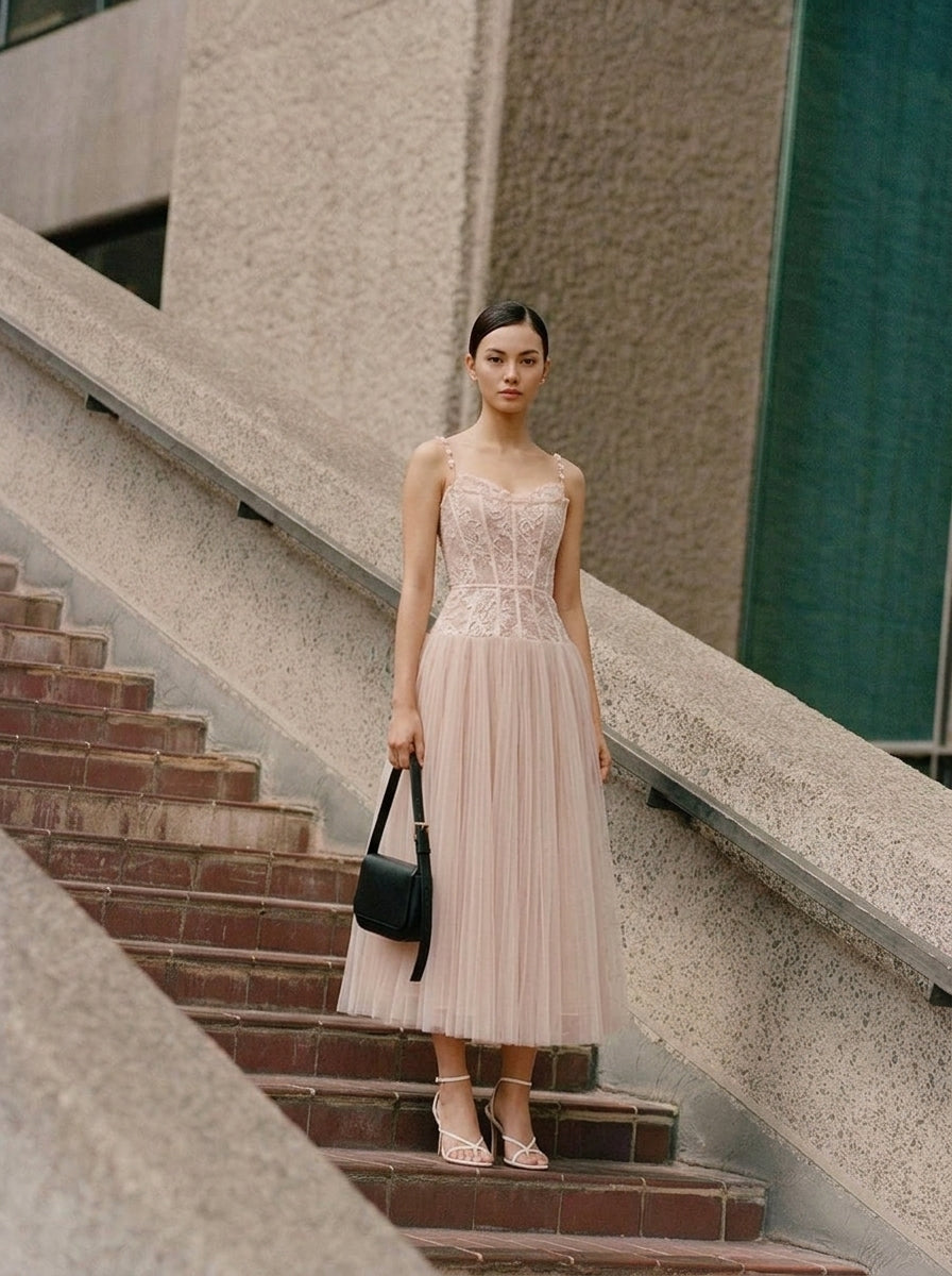 Hoa Sleeveless Corset Dinner Dress
