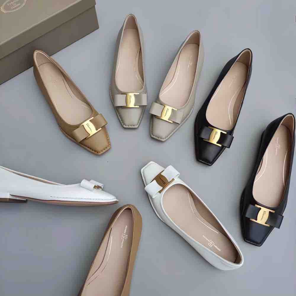 Leslie Bow Leather Flats