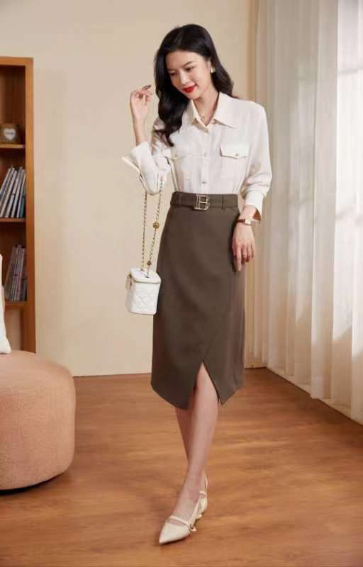 Kieryn Asymmetrical Belt Skirt Khaki S