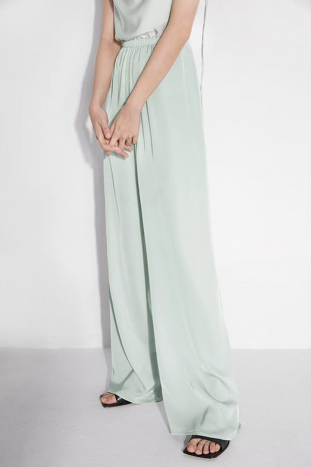 Bailey Elastic Waist Wide Leg Pants