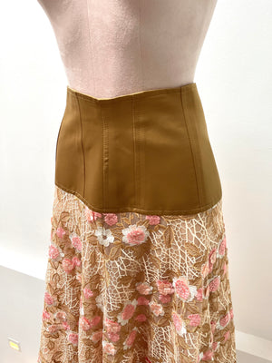 Plumeria Ruffle Hem Mesh Layer Skirt