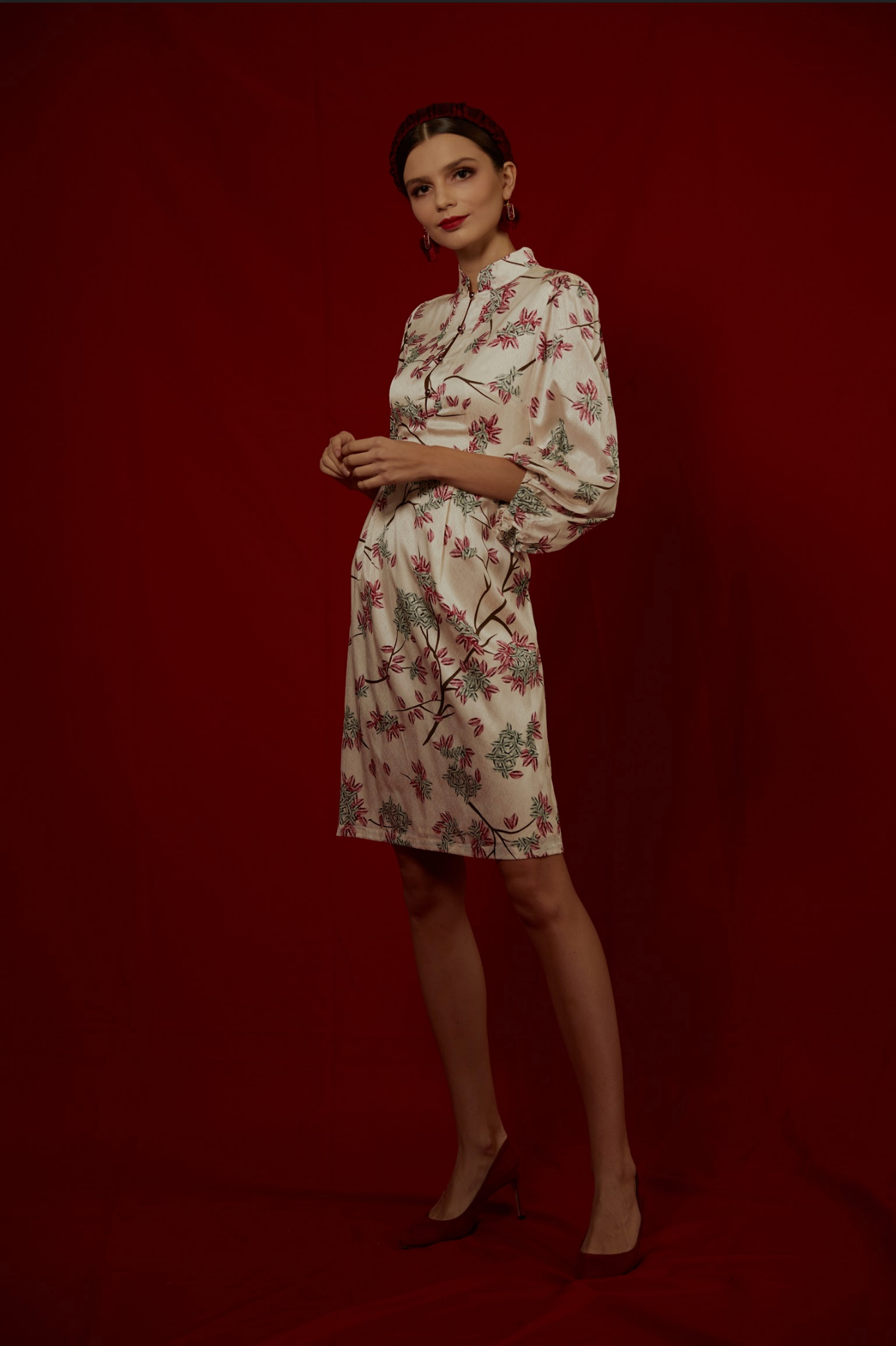 Jaliyah Peasant Sleeve Floral Silk Cheongsam