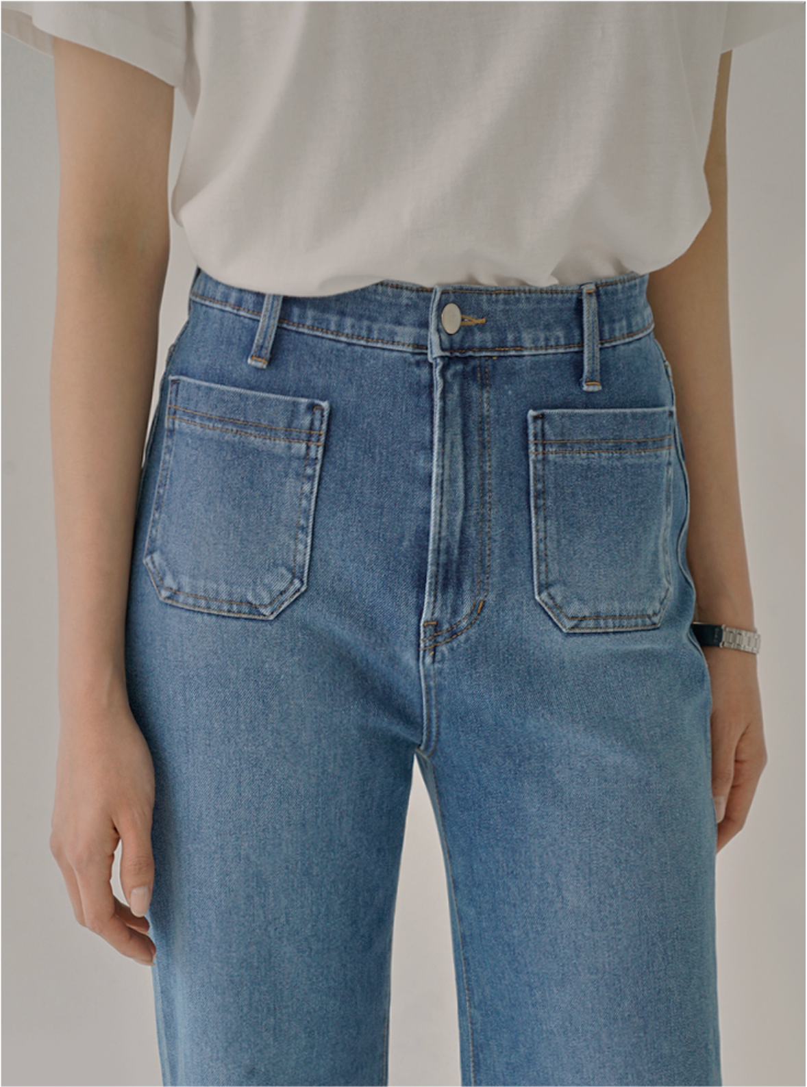 Bookle Pocket Denim Jeans